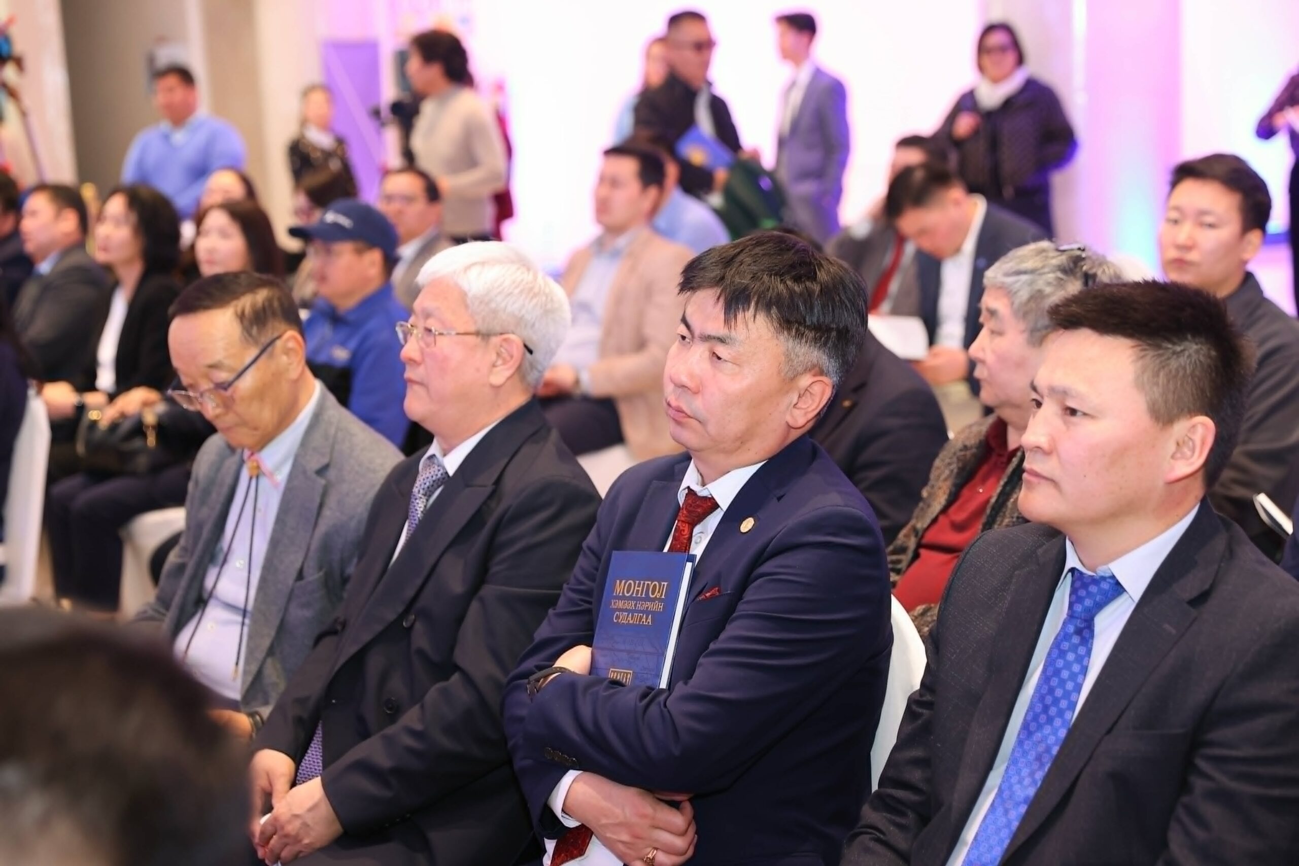 mongol_hemeeh_ner (1)