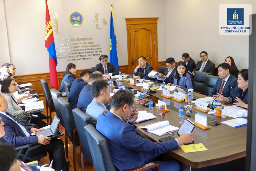 Улсын үзлэг зохион байгуулах төв комисс хуралджээ