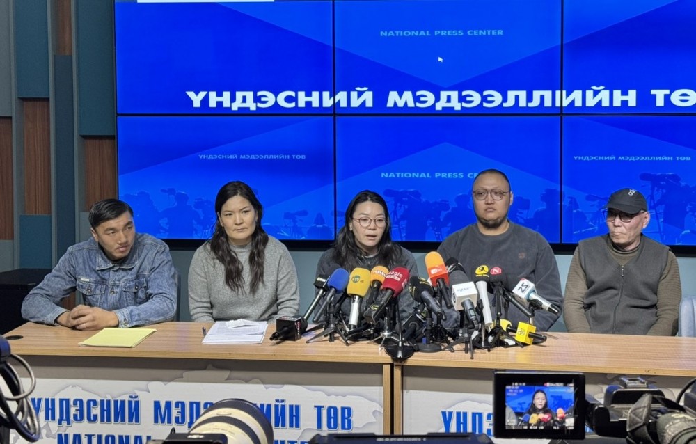 Дэлбэрэлтэд өртөж шатсан машиныхаа татварыг төлөхийг шаарджээ